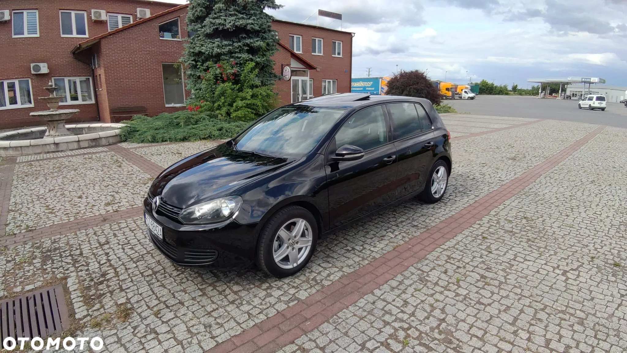 Volkswagen Golf 1.6 TDI DPF BlueMotion Technology Comfortline - 14