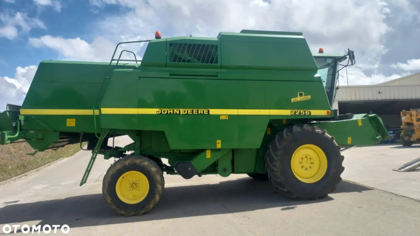John Deere 2256 HillMaster - 5