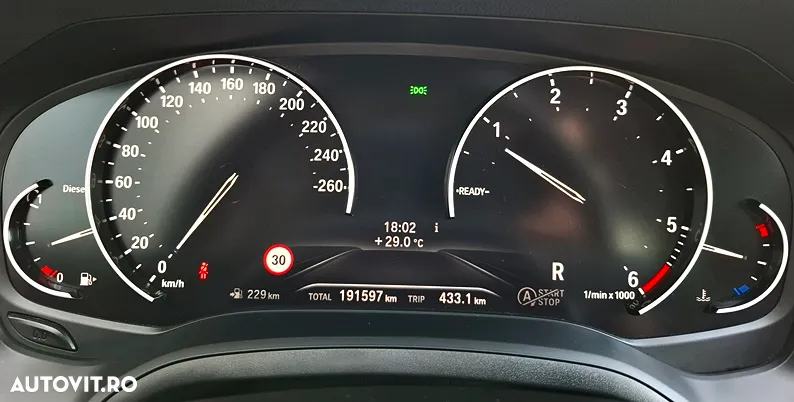 BMW Seria 3 320d Sport Line Shadow - 27