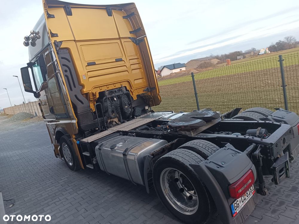 MAN TGX TG3 low deck export 42000 euro niski przebieg 299000 km - 9