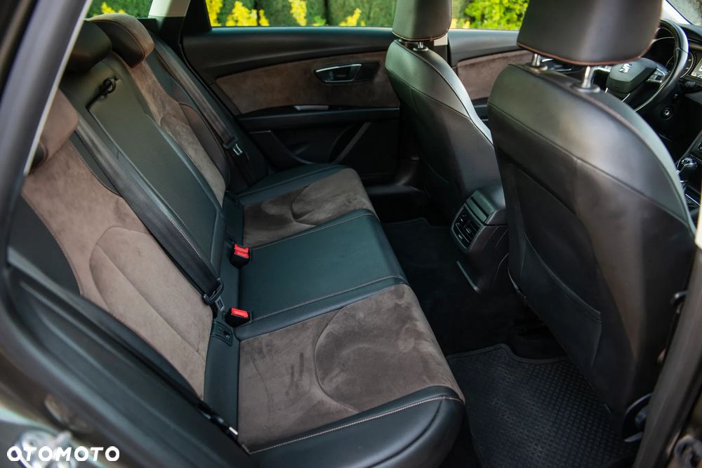 Seat Leon 2.0 TDI Xcellence S&S - 24