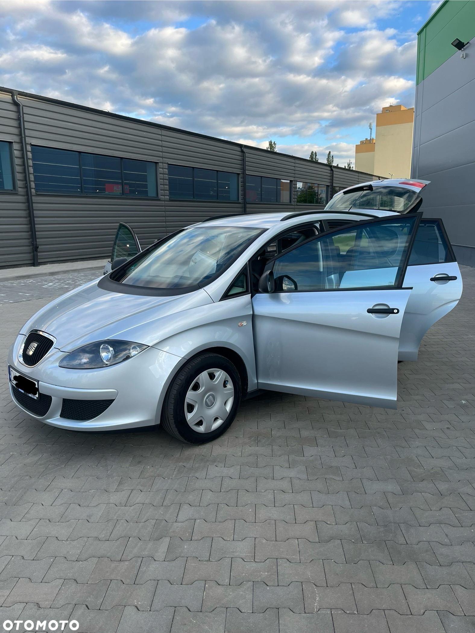 Seat Altea XL 1.6 Stylance - 11