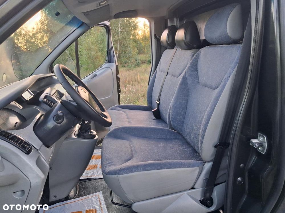 Renault Trafic - 19
