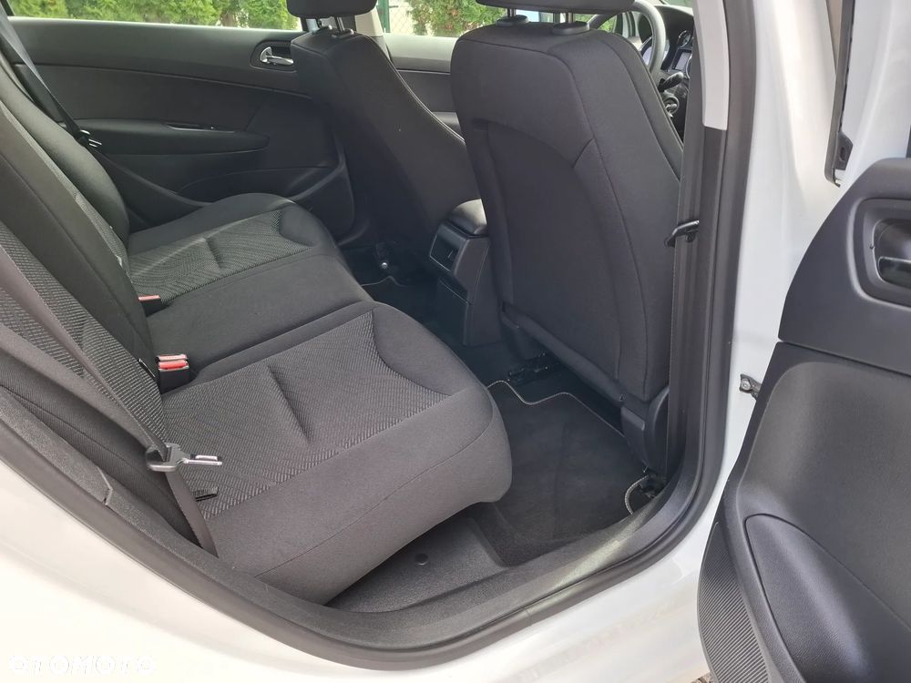 Peugeot 308 e-HDi FAP 115 Stop&Start Business Line Niveau 1 - 15