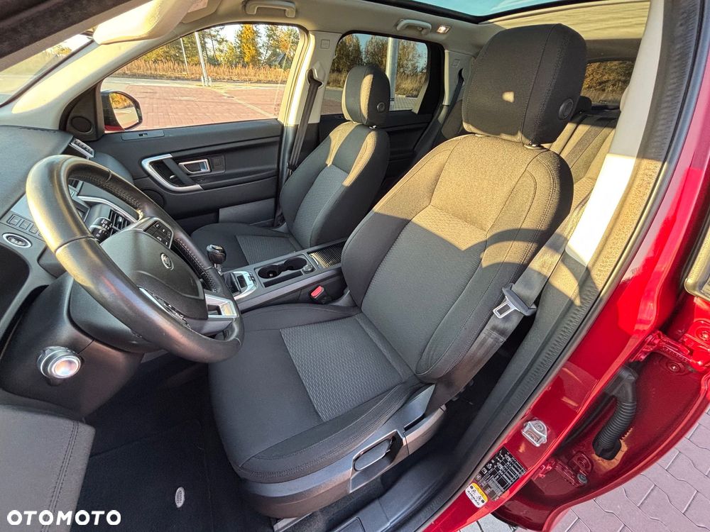 Land Rover Discovery Sport - 11