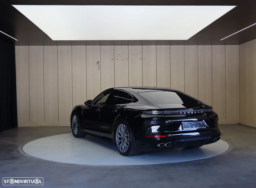 Porsche Panamera 4S E-Hybrid - 4