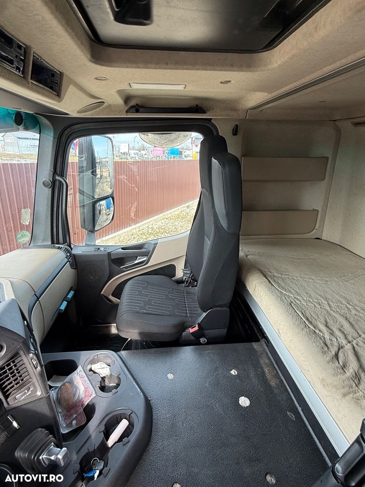 Mercedes-Benz Actros - 4