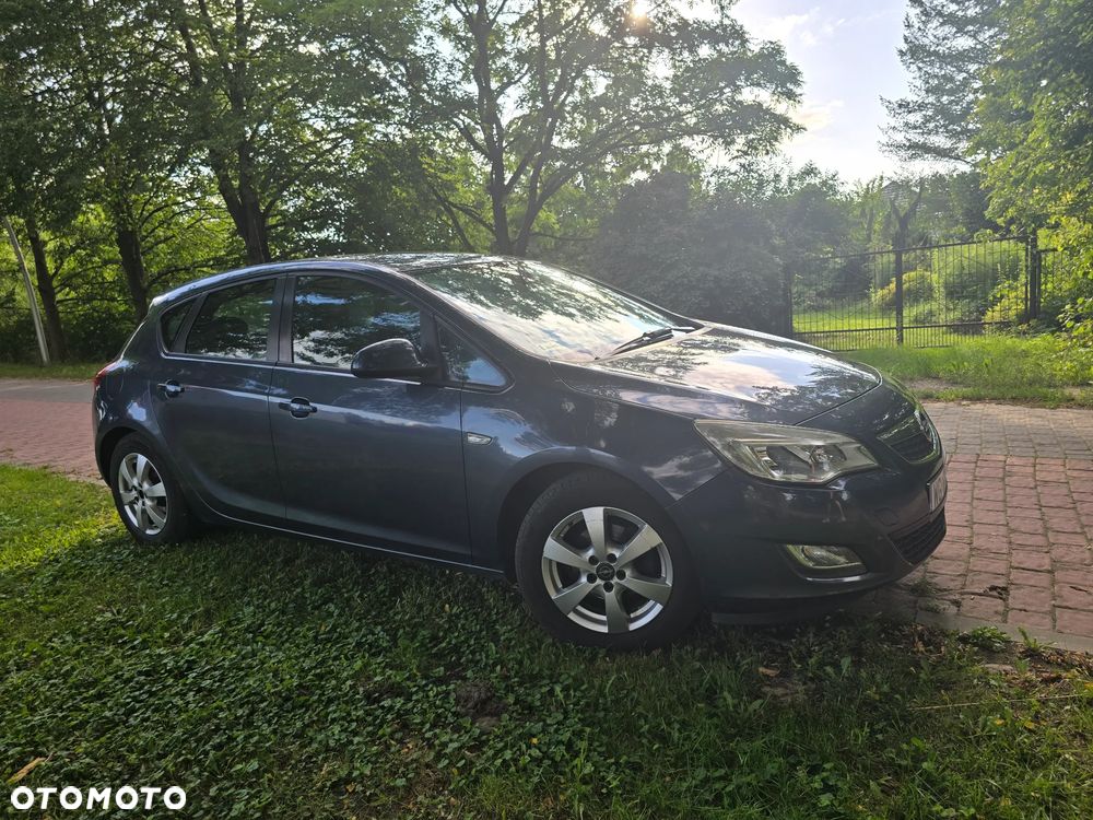 Opel Astra - 3