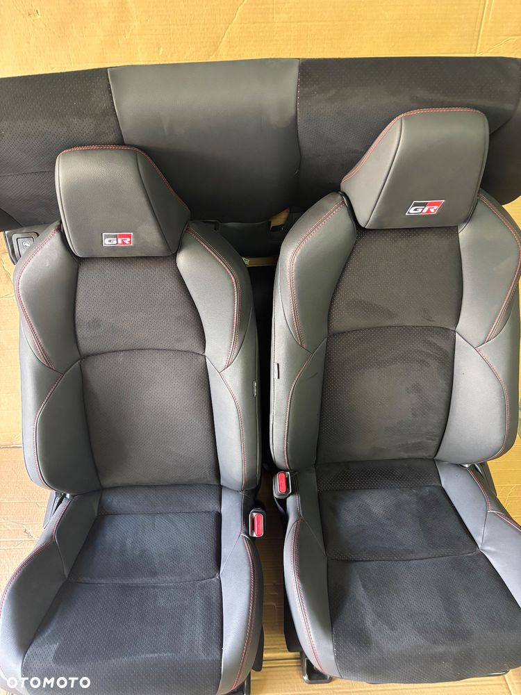 TOYOTA YARIS IV 22-25 FOTELE KANAPA SKÓRY GR - 1