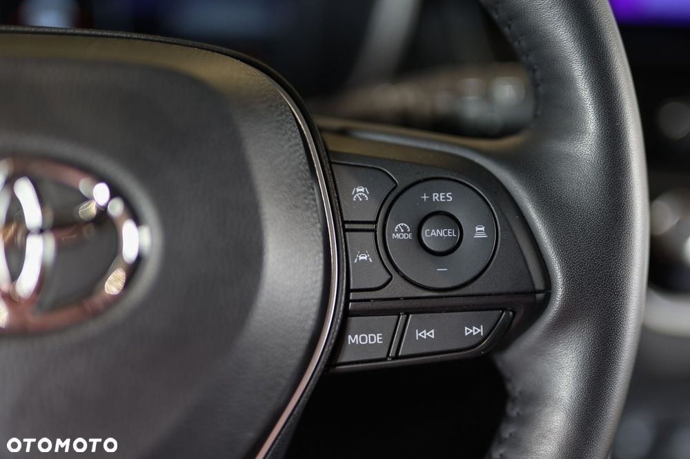 Toyota Corolla Cross - 12