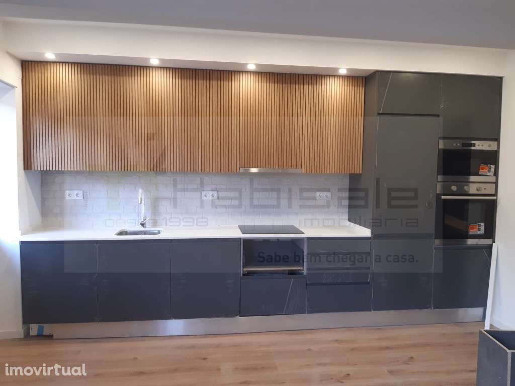 T2 Renovado na Amadora: Modernidade com espaço extra e máximo confo... - Grande imagem: 2/15