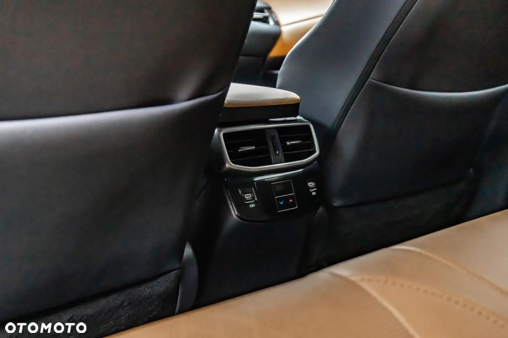 Lexus RX 350h Prestige - 34