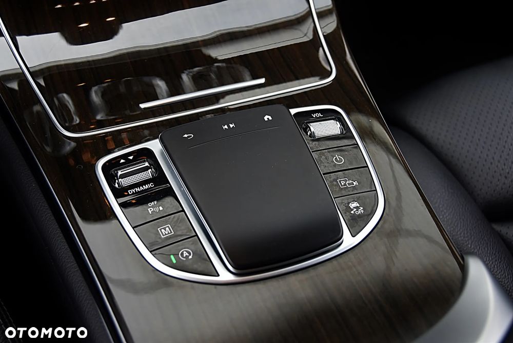Mercedes-Benz GLC 200 4Matic 9G-TRONIC - 32