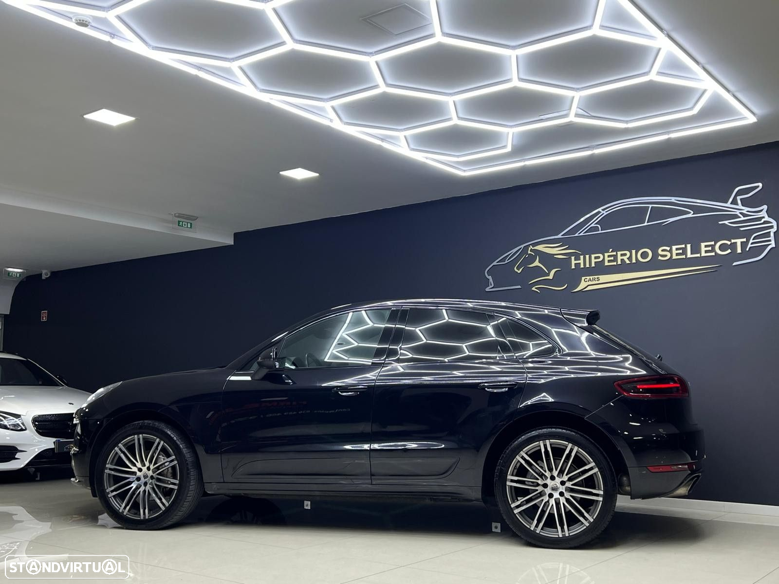 Porsche Macan S - 27