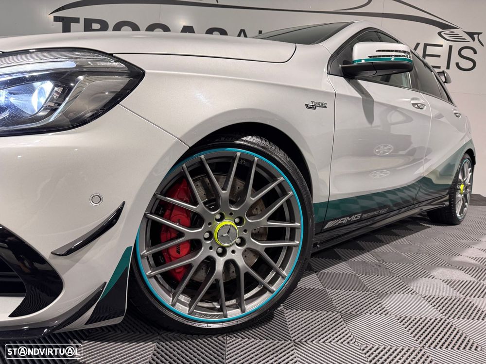 Mercedes-Benz A 45 AMG 4Matic Speedshift 7G-DCT PETRONAS 2015 World Champion Edition - 9