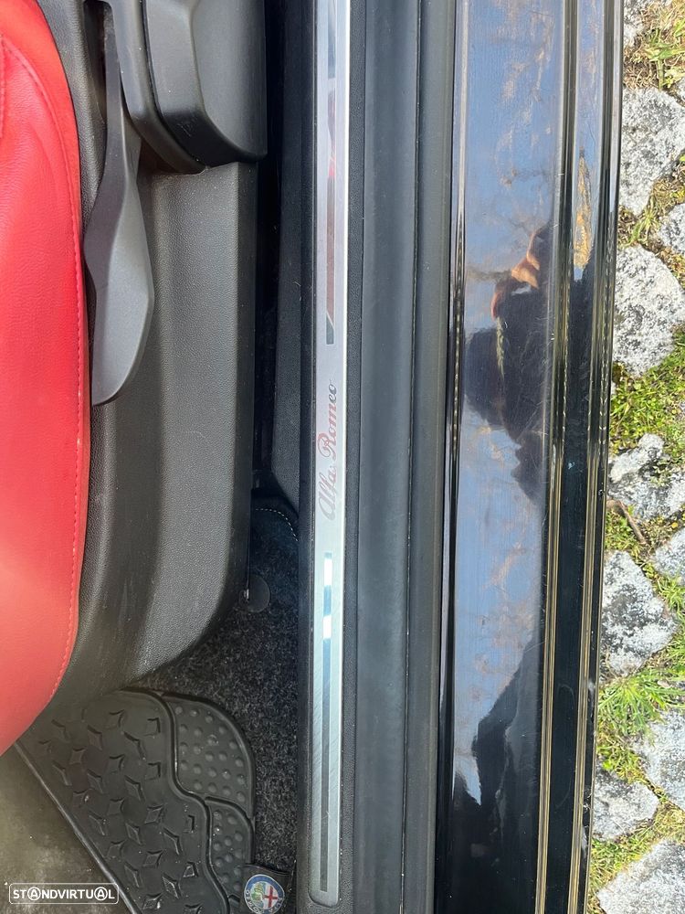 Alfa Romeo MiTo 1.6 JTD Distinctive - 18