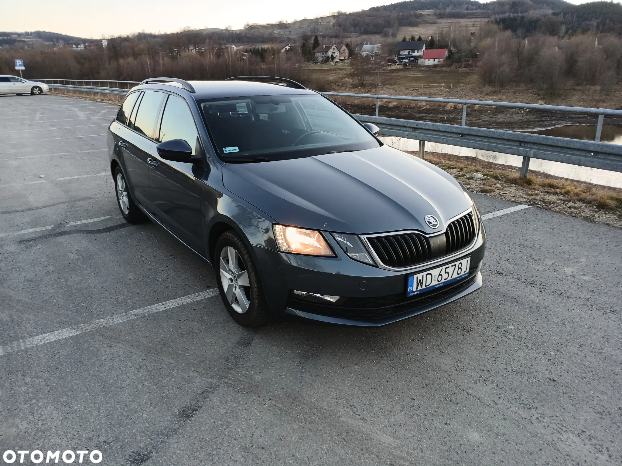Skoda Octavia 1.4 TSI Ambition - 10