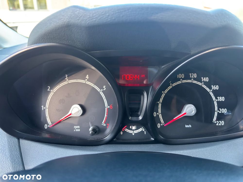 Ford Fiesta 1.6 Sport - 18