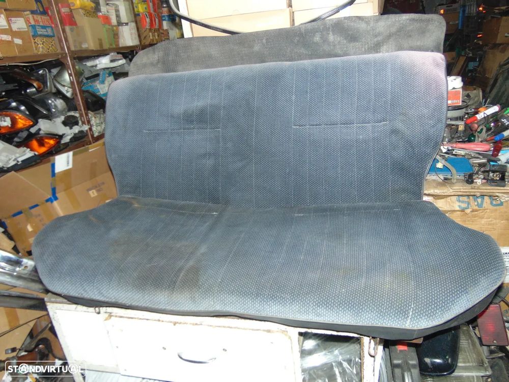 Toyota Starlet EP70 bancos - 11