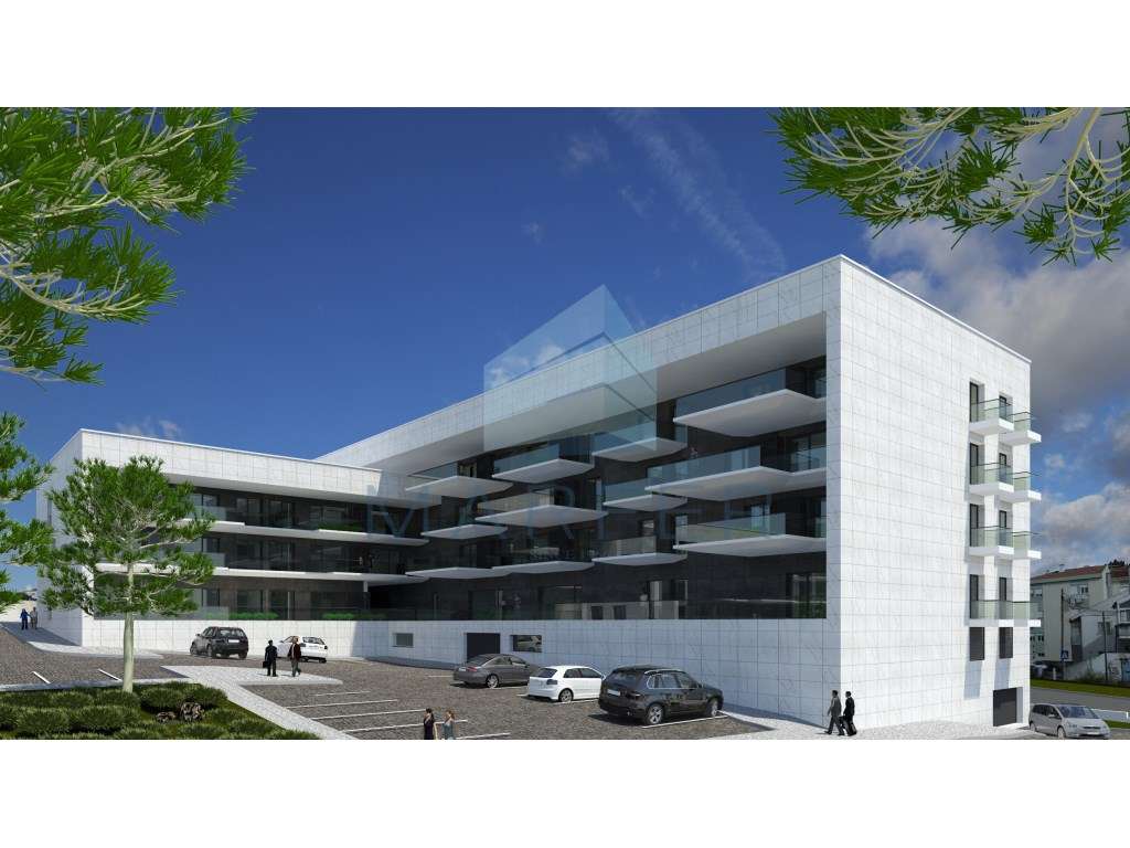 Loja Nova 167m2 | Porto Salvo - Grande imagem: 2/3