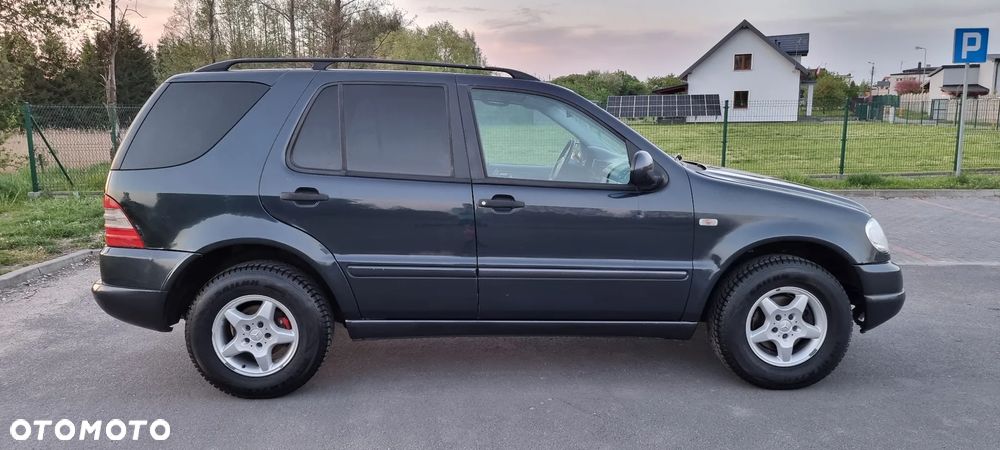 Mercedes-Benz ML - 10