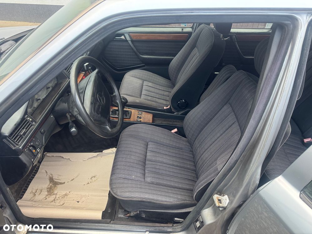 Mercedes-Benz W124 (1984-1993) - 2