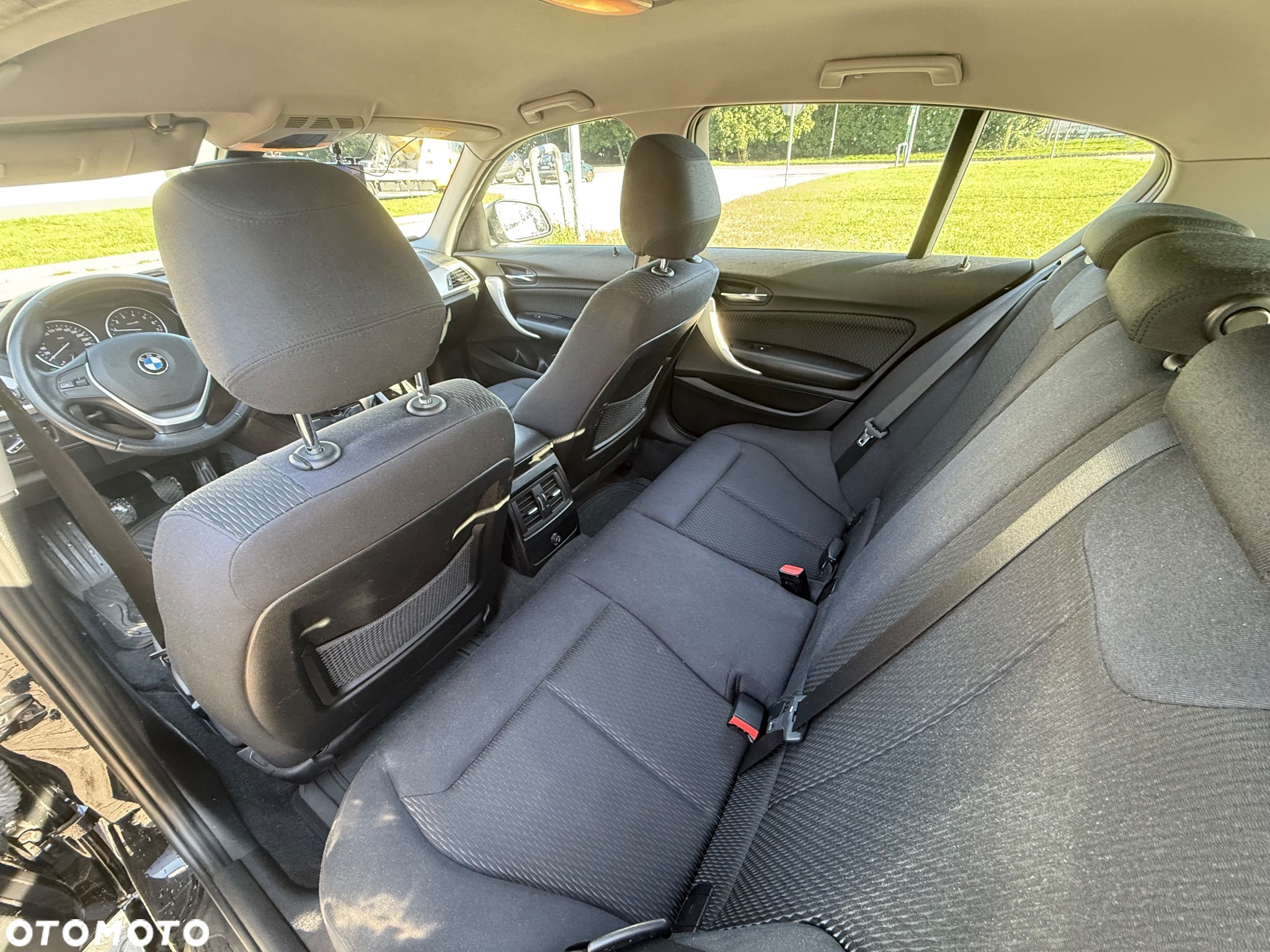 BMW Seria 1 116i - 8
