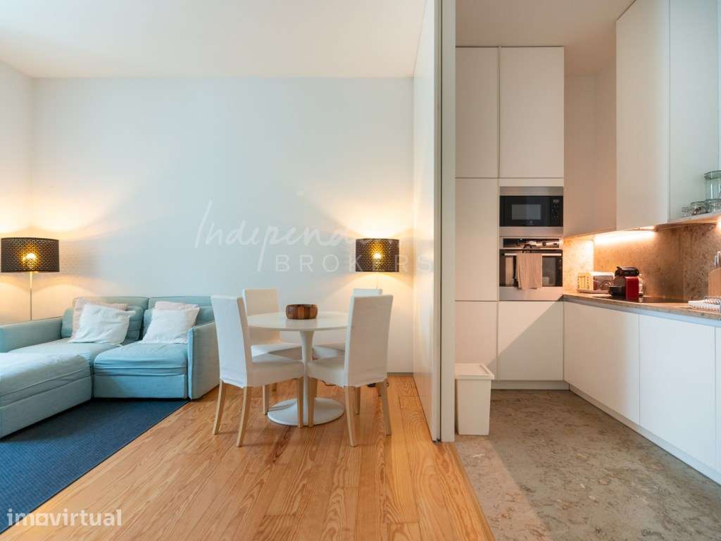 APARTAMENTO T1 MOBILADO NO CONDOMÍNIO VILLA GARCIA [PEDROUÇOS] - Grande imagem: 3/23