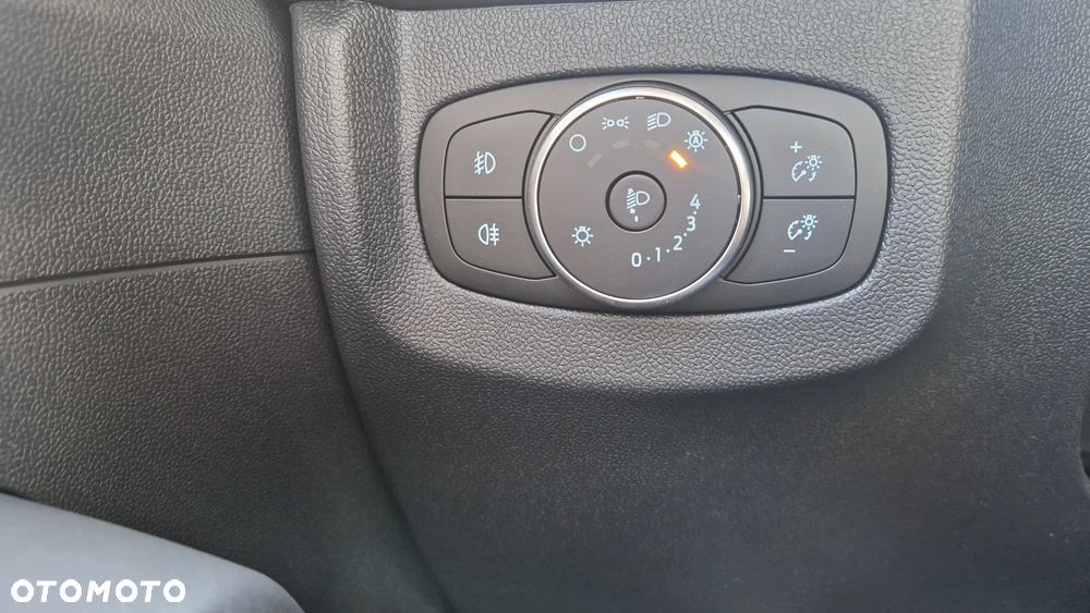 Ford Tourneo Courier 1.0 EcoBoost Titanium - 8