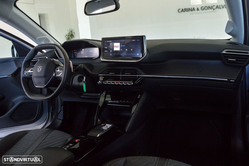 Peugeot 208 1.2 Hybrid Allure e-DCS6 - 9
