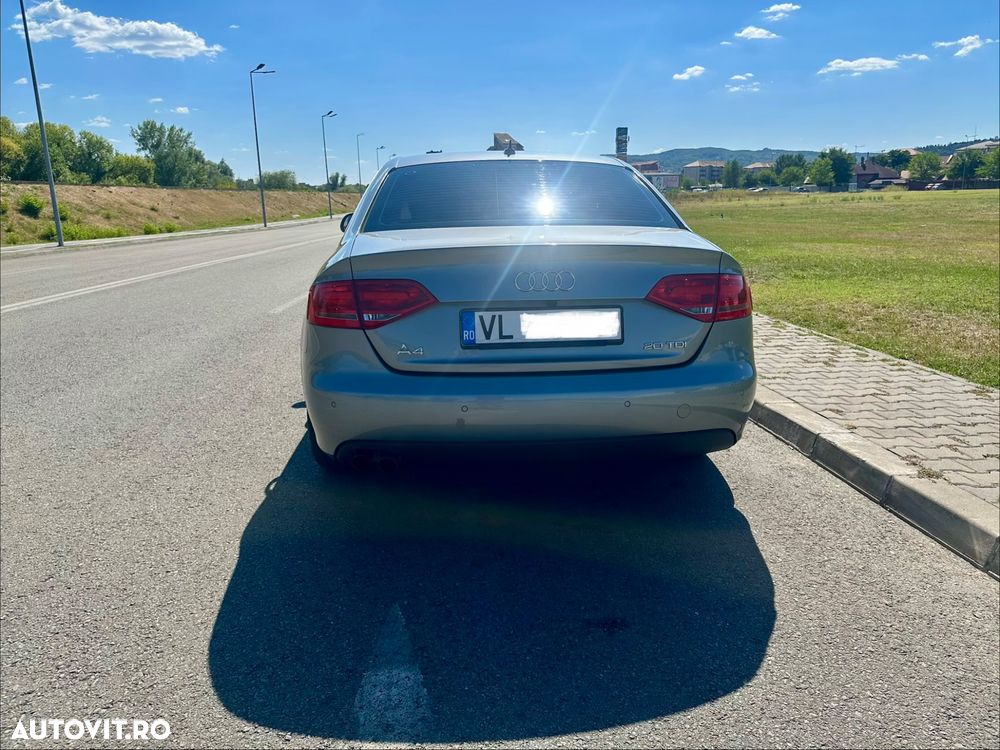 Audi A4 Limuzina - 5