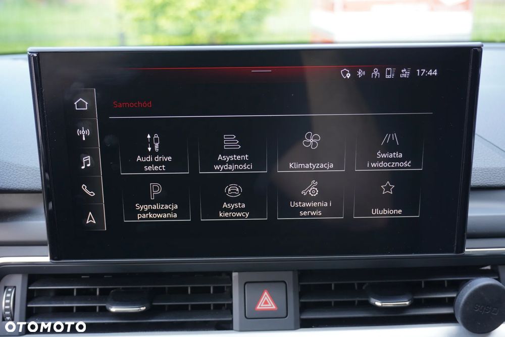 Audi A4 Avant 40 TDI quattro S tronic S line - 26