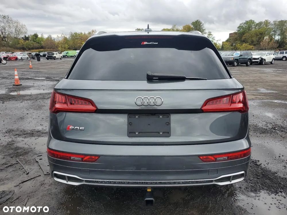 Audi SQ5 - 6