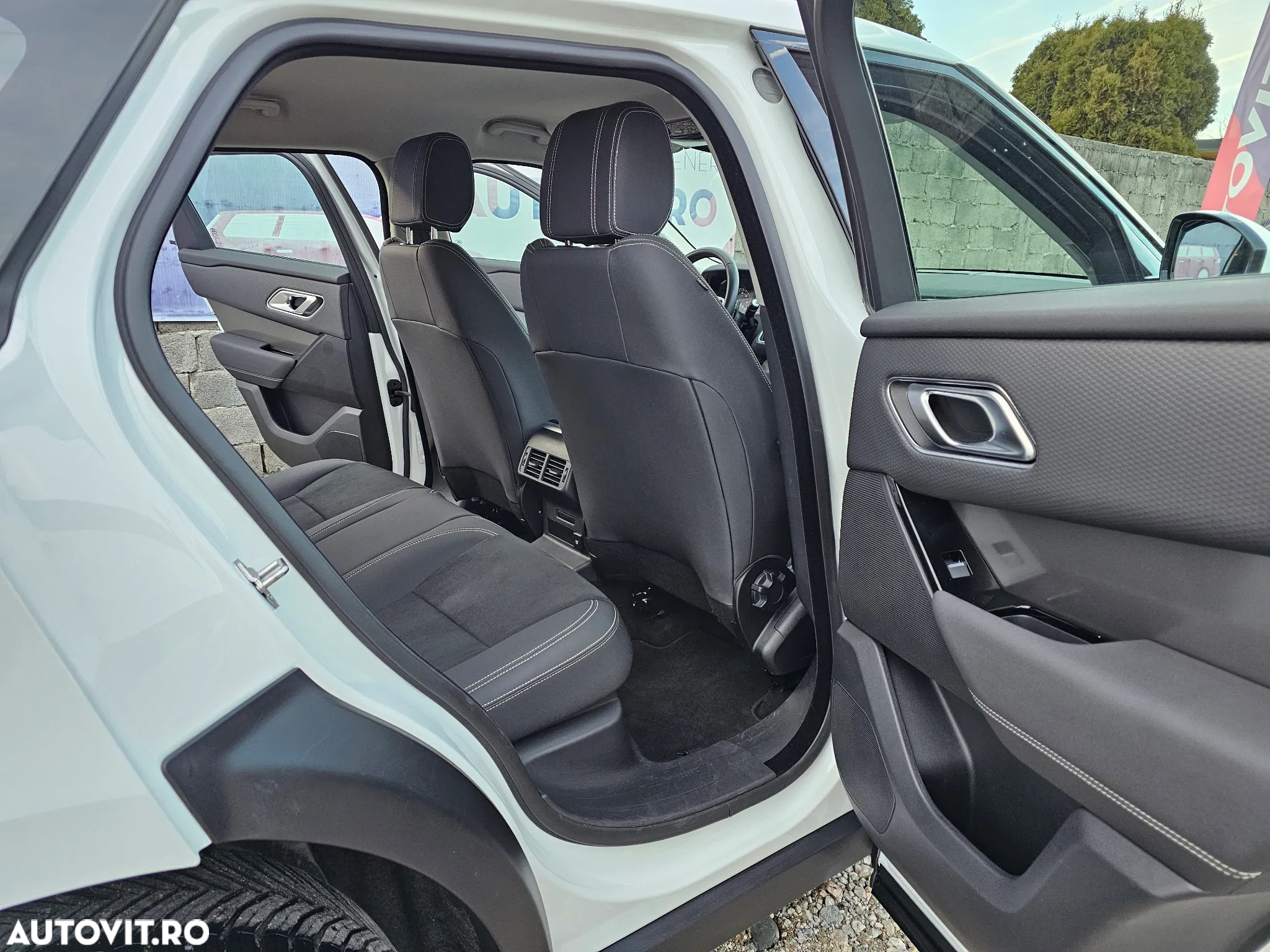 Land Rover Range Rover Velar - 31