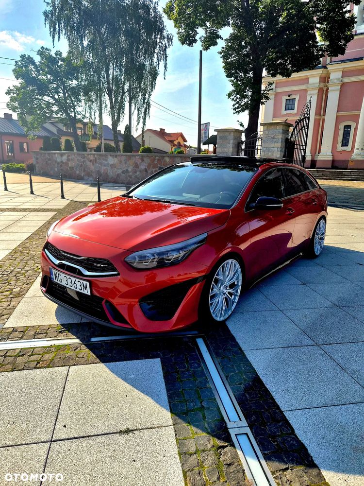 Kia ProCeed 1.6 T-GDI DCT7 OPF GT - 17