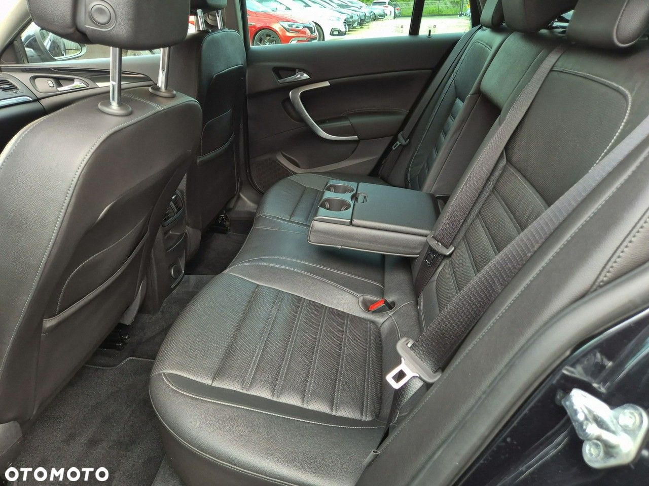 Opel Insignia 2.0 CDTI Cosmo S&S - 19