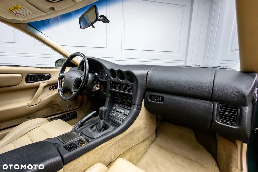 Mitsubishi 3000GT - 31