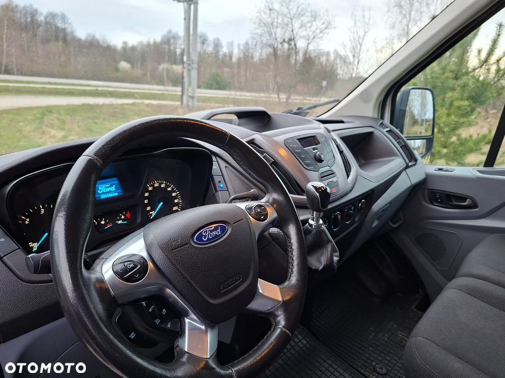 Ford Transit - 10
