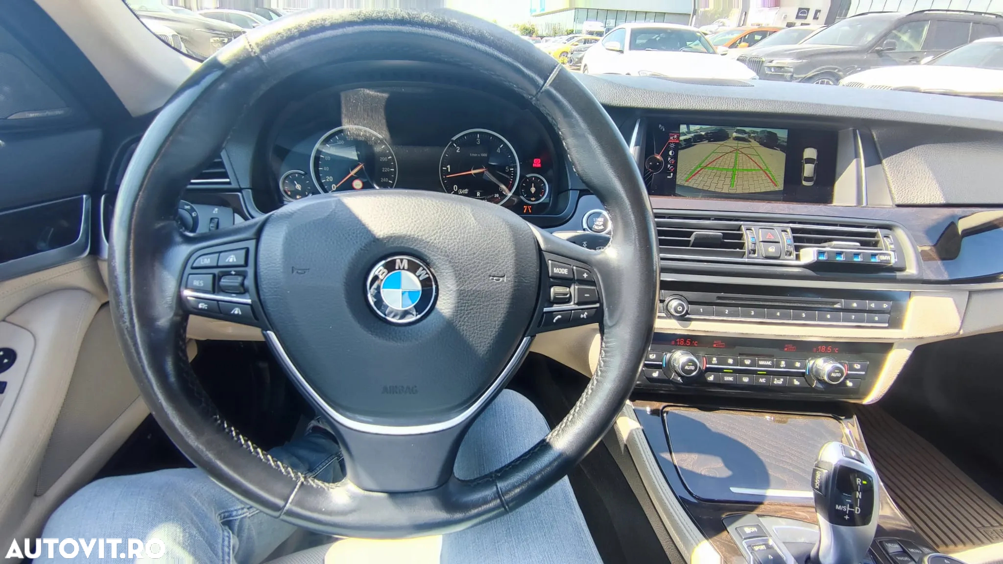BMW Seria 5 530d xDrive AT - 10