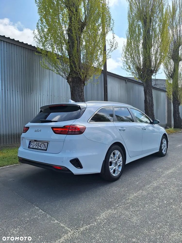 Kia Ceed 1.5 T-GDI L - 12