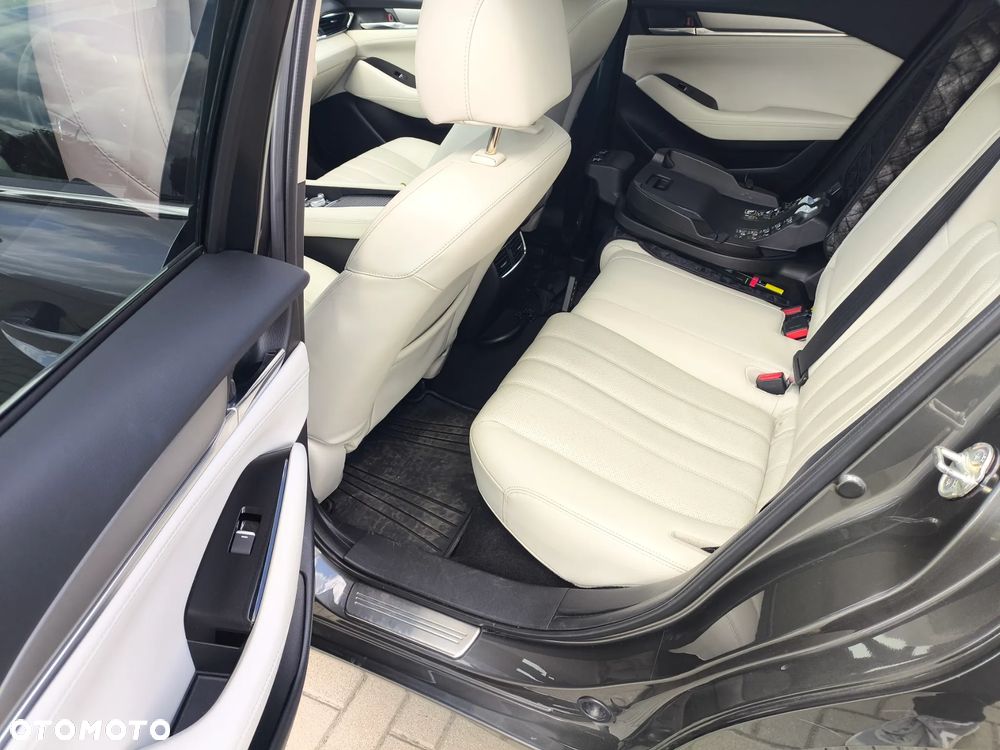 Mazda 6 2.5 SkyPassion - 12