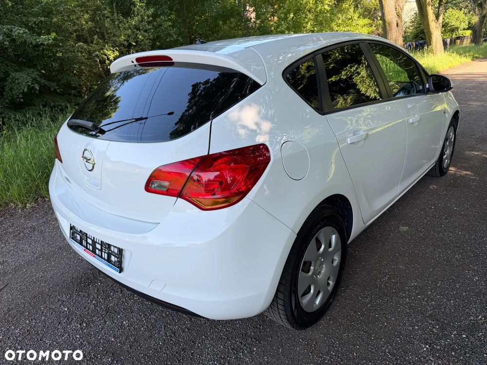 Opel Astra 1.6 ecoFLEX Start/Stop - 8