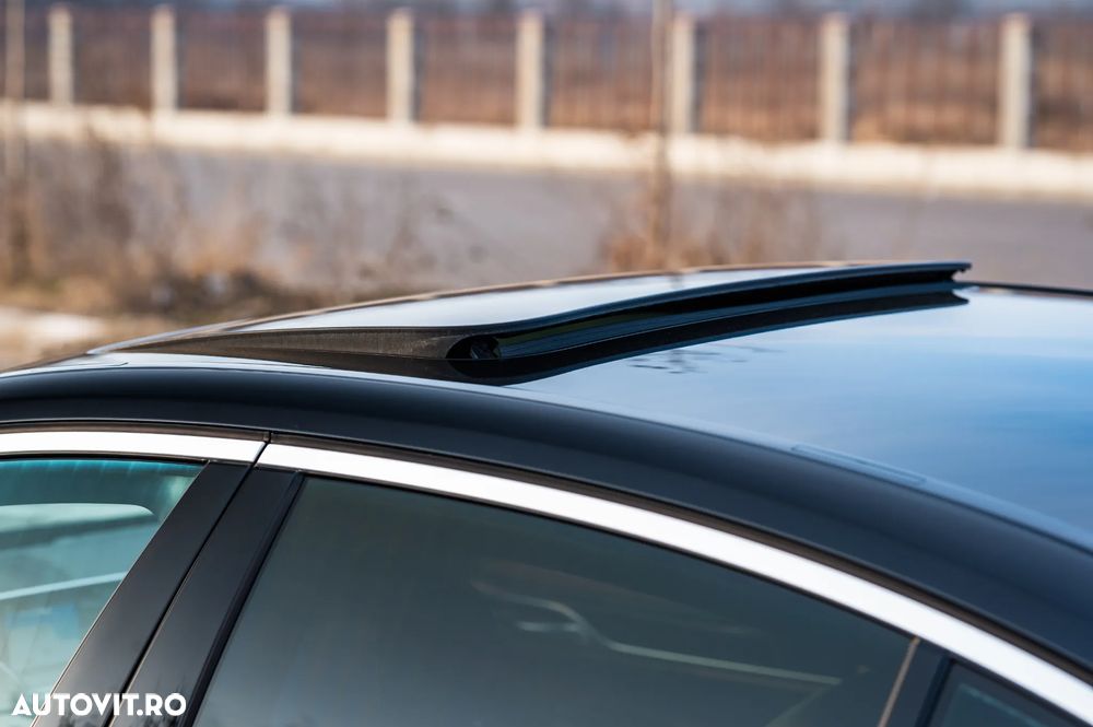 BMW Seria 7 740d xDrive MHEV - 16