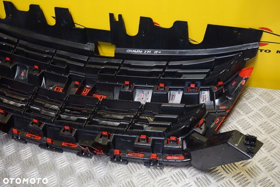 CHEVROLET COLORADO 2015 - 2020 Atrapa Przód Grill USA - 10