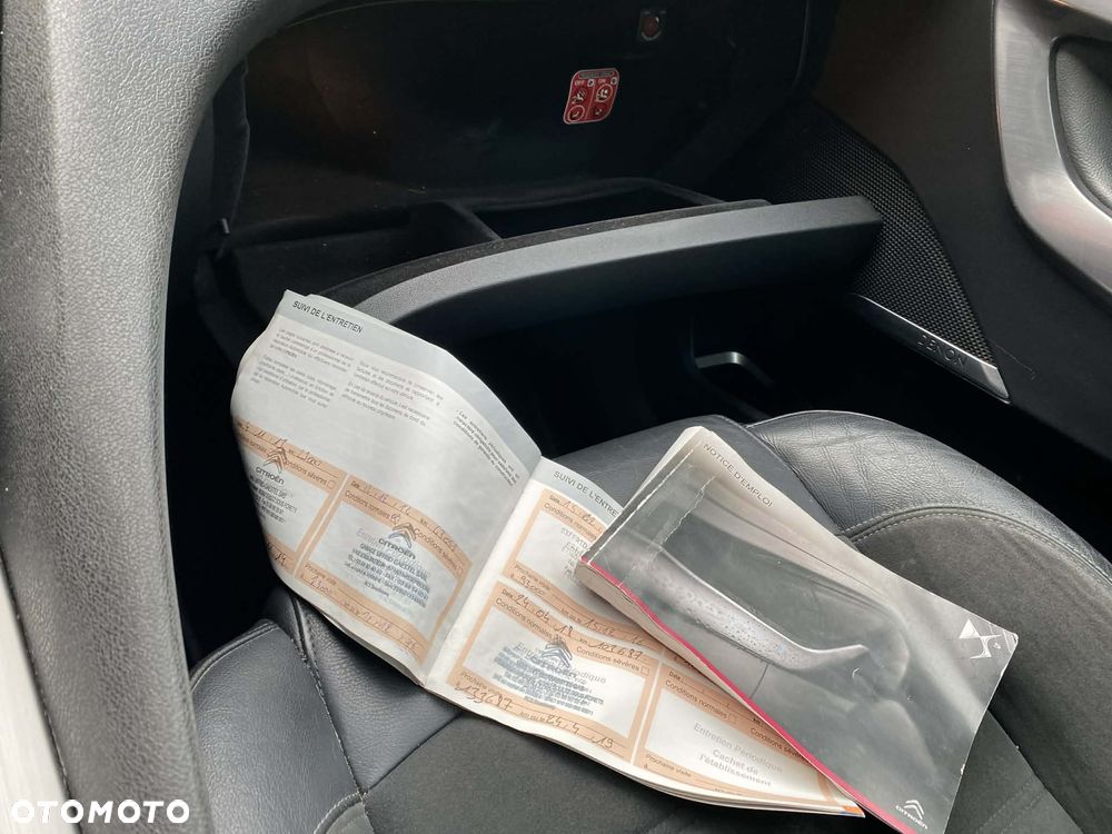 Citroën DS5 HDi 165 SportChic - 17