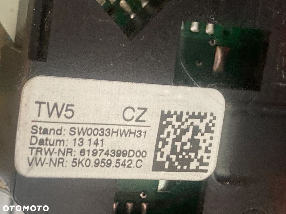 Kierownica multifunkcyjna skóra VW Volkswagen 5k0959542C - 3