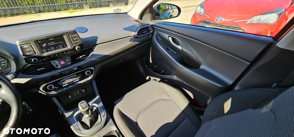Hyundai i30 1.4 Passion - 25