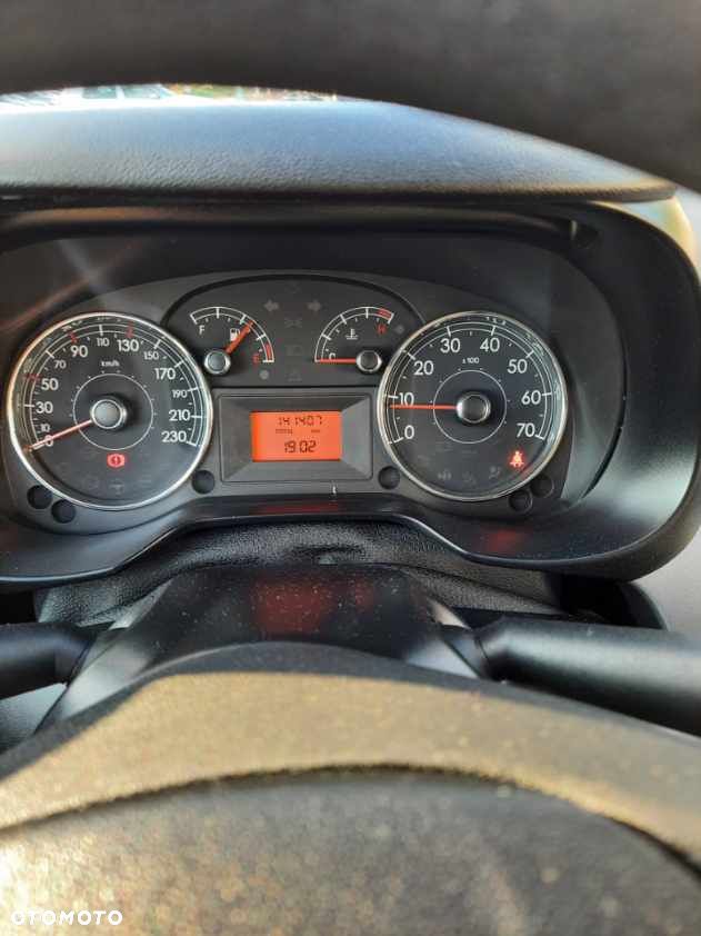 Fiat Grande Punto Actual 1.2 8V Estiva - 21