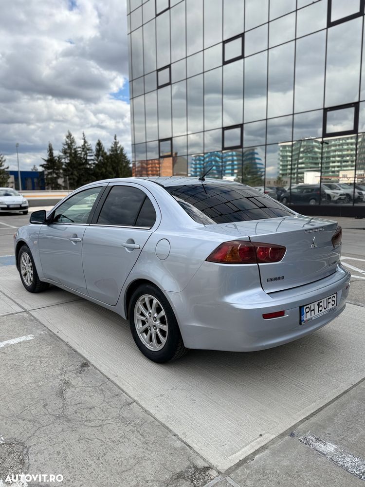 Mitsubishi Lancer 2011 photo 5