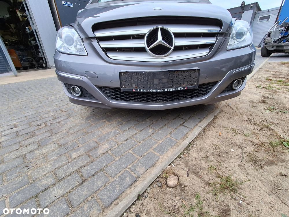MERCEDES B-KLASA W245 PO LIFCIE PRZEDNIEI ZDERZAK PDC CHROM W KOLOR 787  DO MONTAŻU - 1